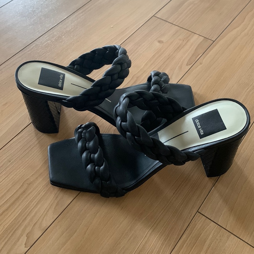 Dolce Vita black braid sandal w/box-toe, size 8.5-9. Worn 2-3 times